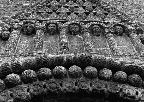 %_tempFileNameClonfert%20Abbey%20lighter%